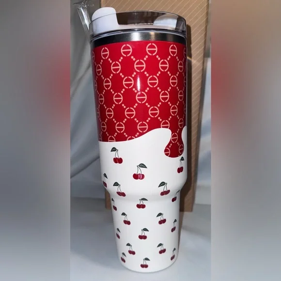 Stanley Flowstate Red and White Cherry Design Tumbler 40 oz. - Picture 4 of 7